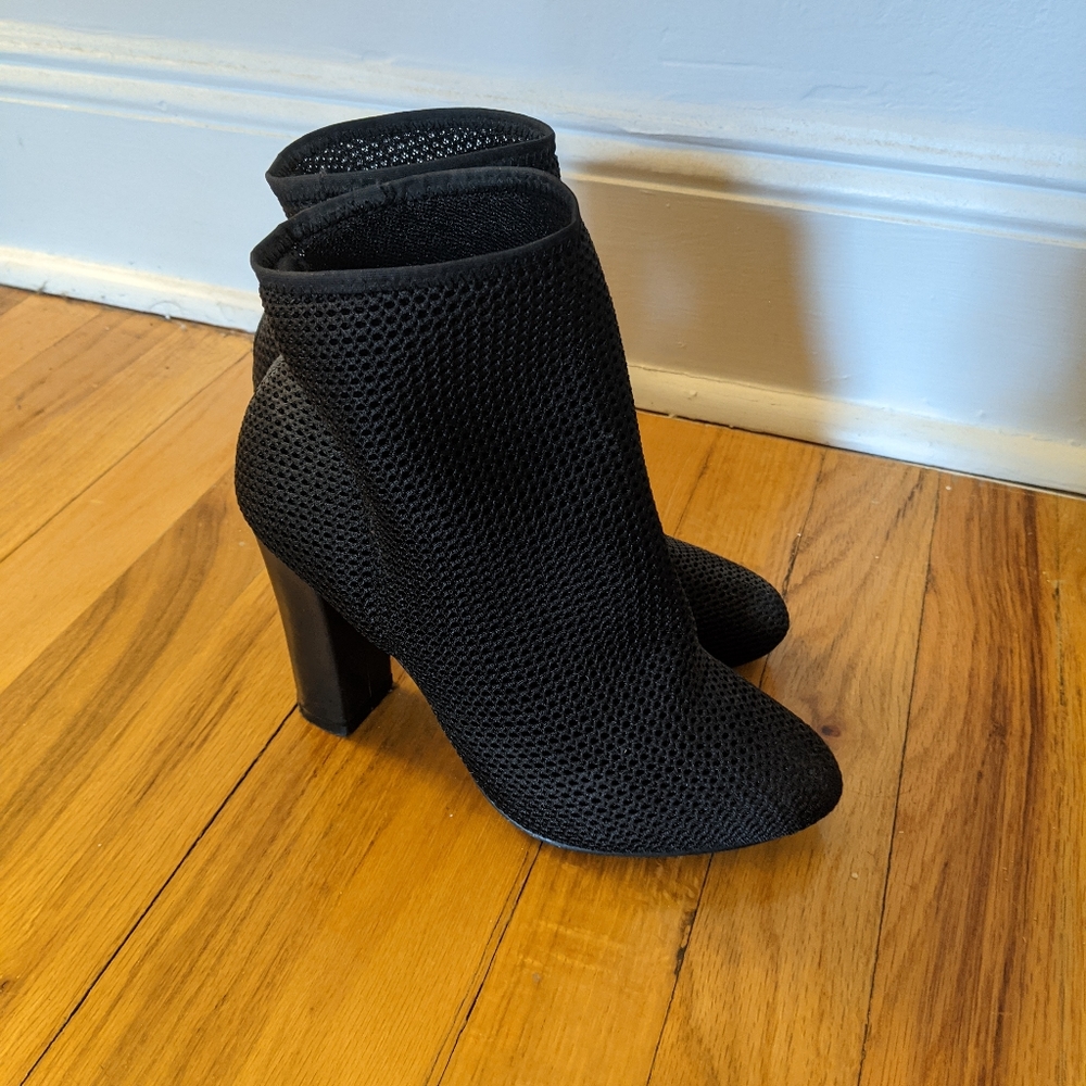 Aldo Black Booties Size 7
